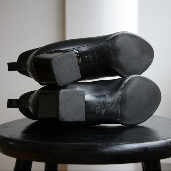 MaxMara Soldino Leather Chelsea Ankle Boot - Picture 7 of 7